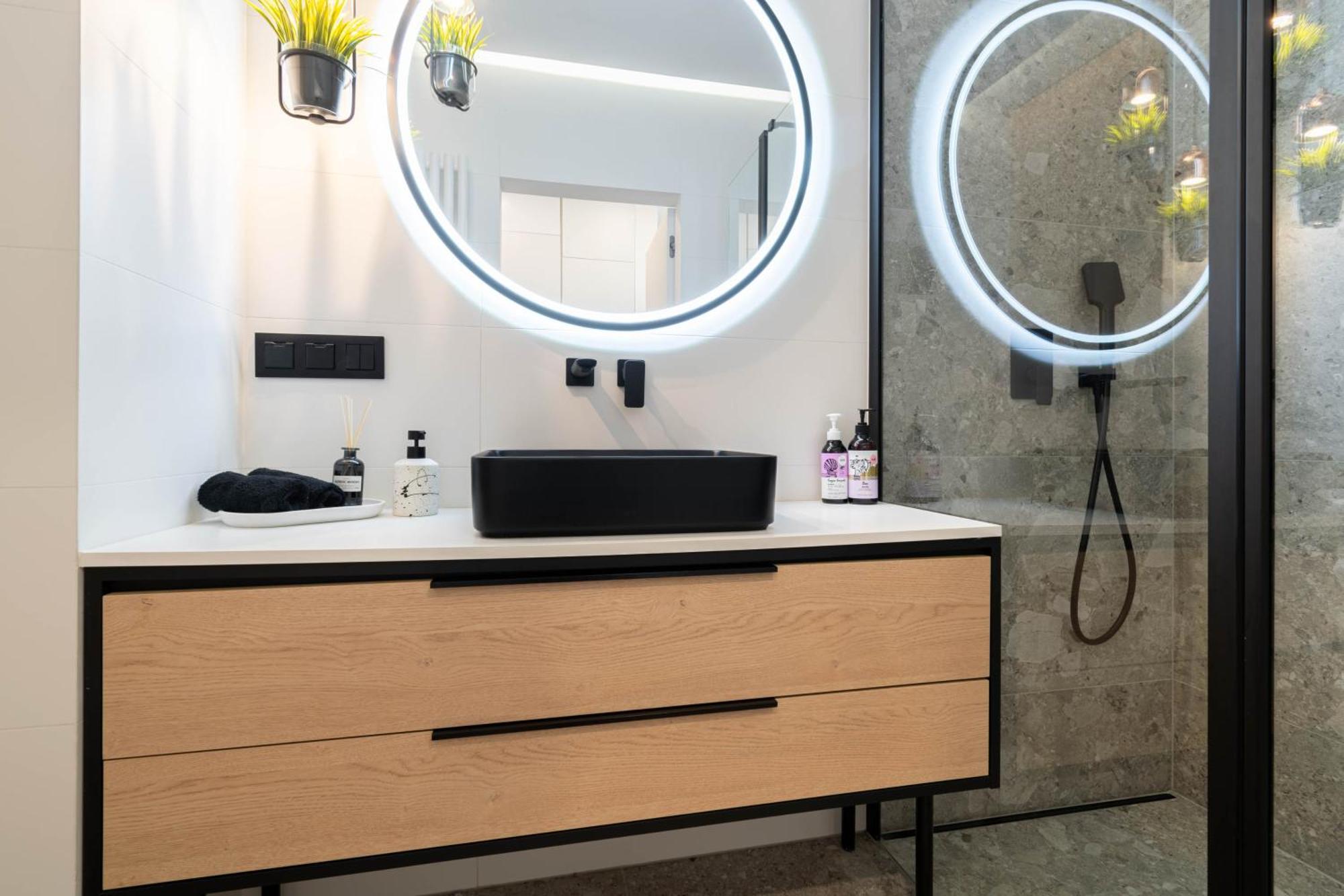 Lukier Muse- Katowice Centrum - Mikolowska - Free Garage - Self Check-In المظهر الخارجي الصورة